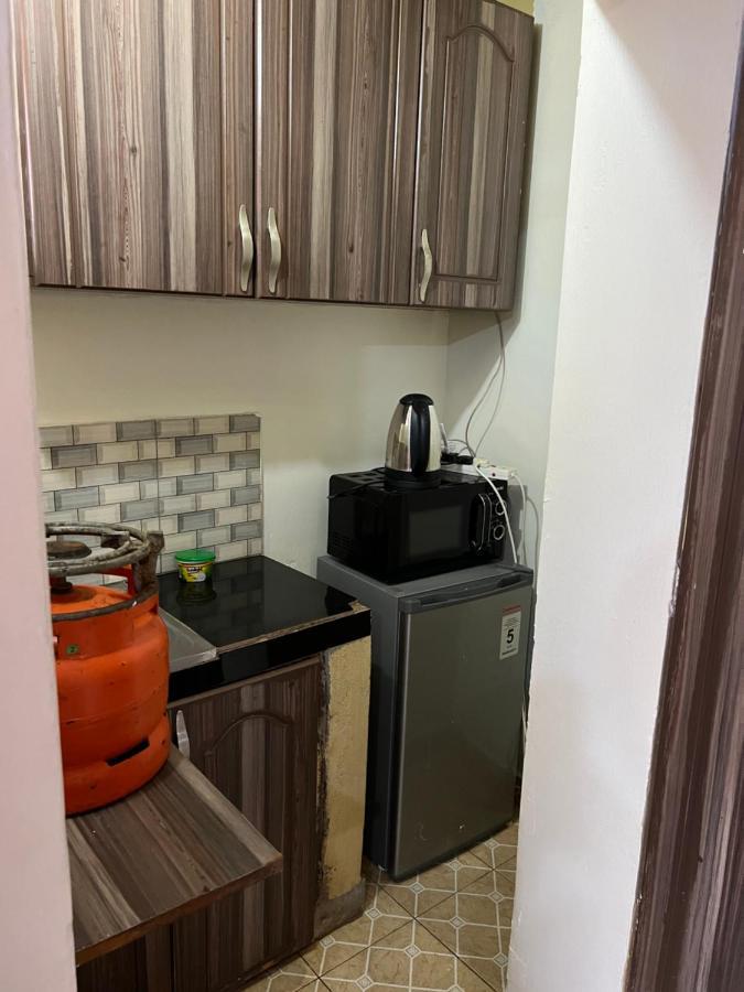 Lark Suites -Bukoto Kampala Kültér fotó